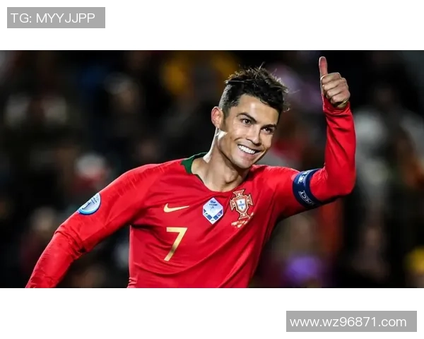 高清精选足球巨星C罗帅气瞬间精彩图片大全收藏版